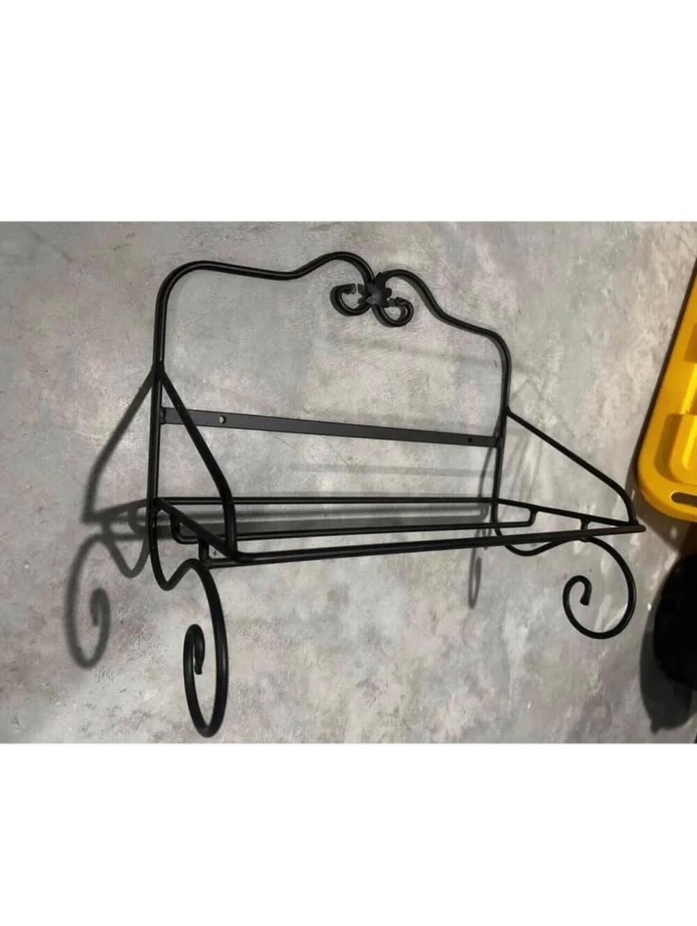Longaberger baskets wrought iron wall rack